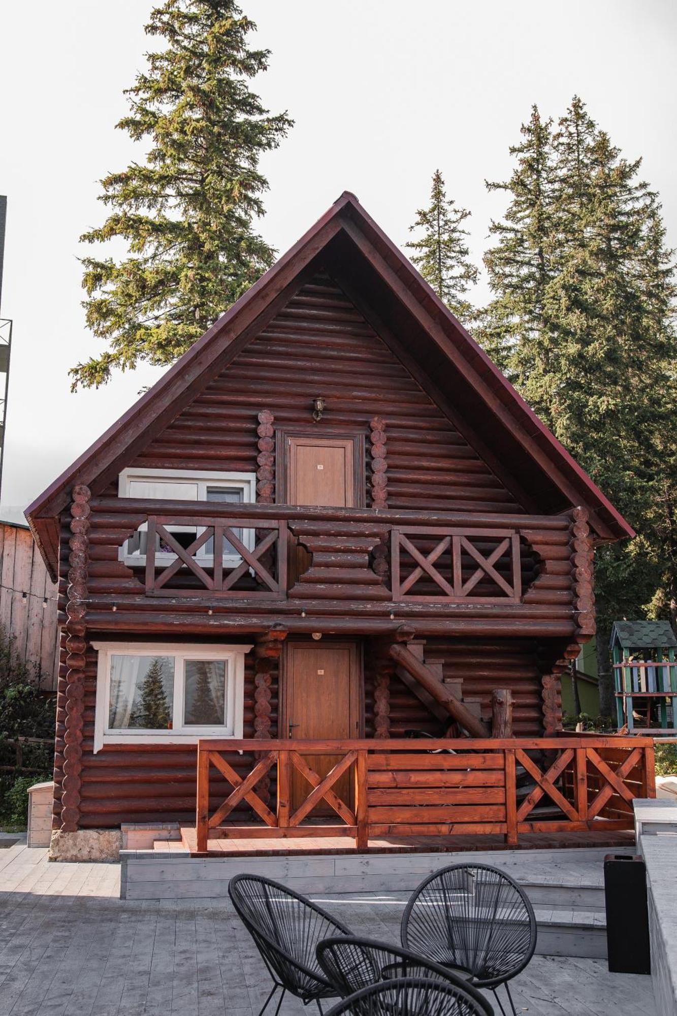 Gremi Hotel Dragobrat Exterior photo
